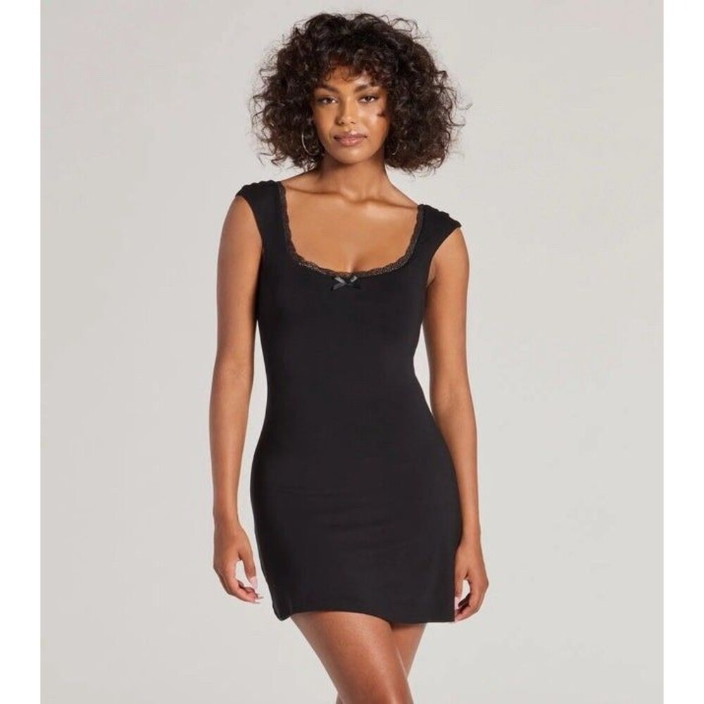 Windsor‎ Whimsical Glam Bow and Lace Mini Dress XS Size Extra Small Sexy Black